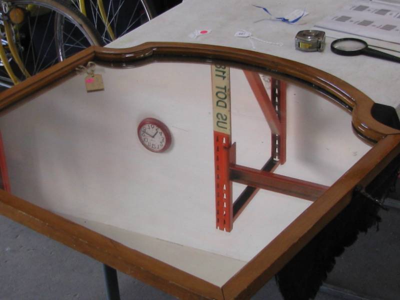 lot 96 image: Vintage Mirror