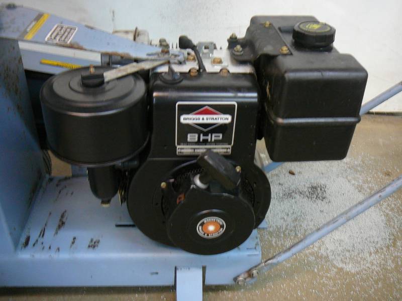 Yard Shark Wood Chipper With Briggs & Stratton 8HP | Consignment ...