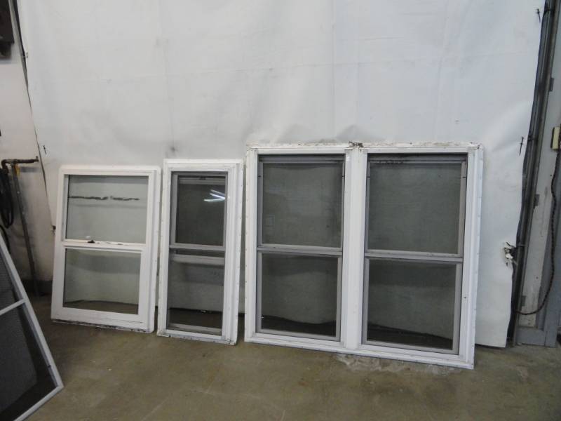lot 11 image: Lot of Used Vinyl Windows & Screens