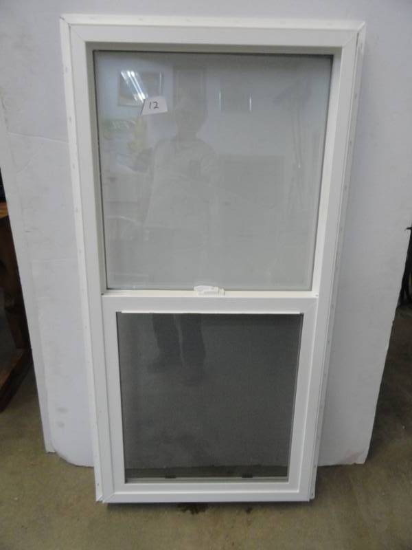 lot 12 image: Vinyl Window Slider