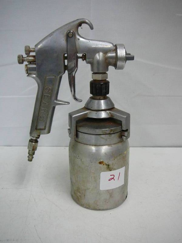 lot 21 image: Sears Paint Gun