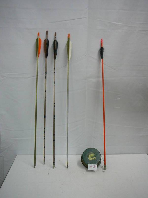 lot 26 image: Bear Bow Fishing Reel & Arrows