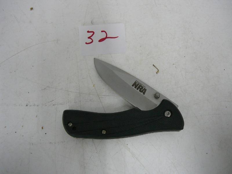lot 32 image: NRA Knife