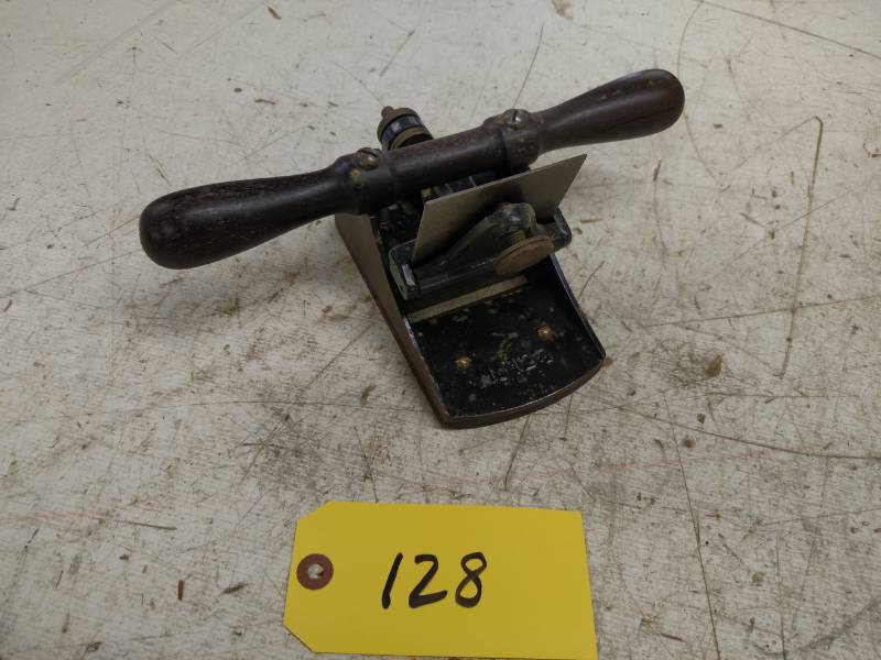 lot 128 image: No. 12 12 Vintage Planer...