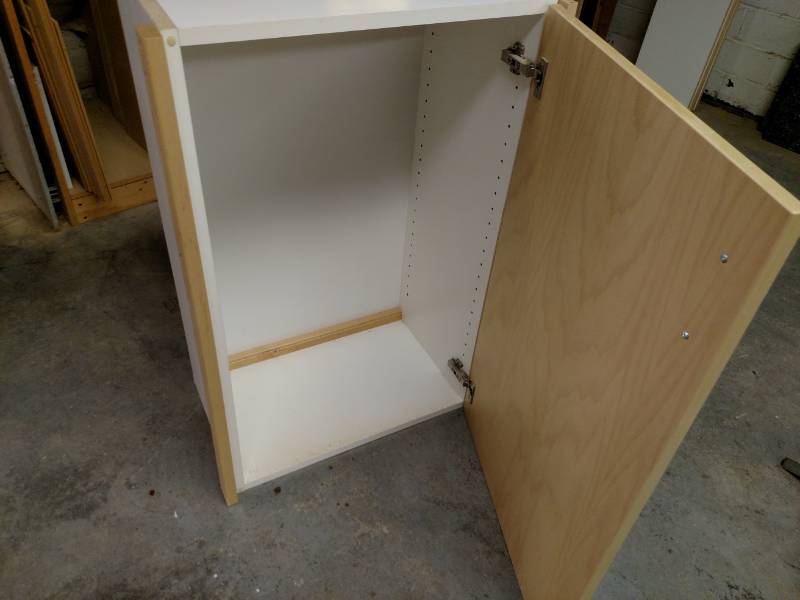 lot 162 image: Cabinet, 24x13x35...