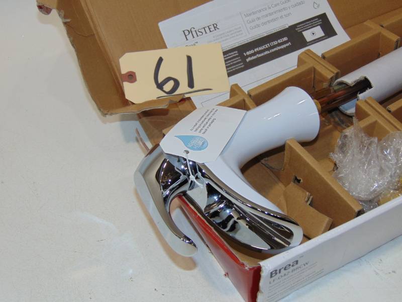 Pfister  Bathroom Faucet in Chrome and White