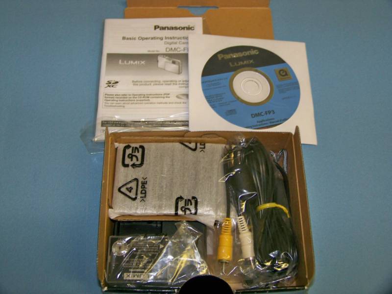 lot 42 image: Panasonic, Lumix, DMC-FP3 (Red), 14.1 MP, Digital Camera in Original Box