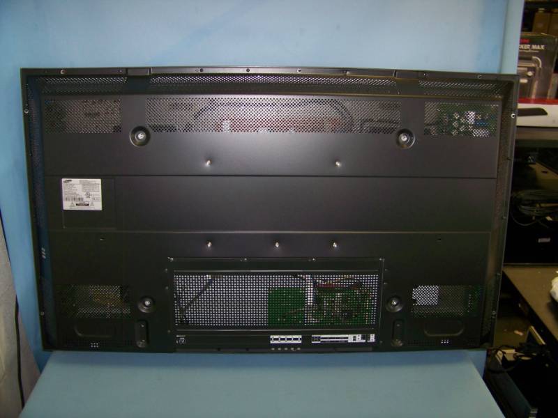 lot 11 image: 50, Samsung, SyncMaster, Commercial-Grade, Plasma, 1080p (Full HD) Monitor  Display
