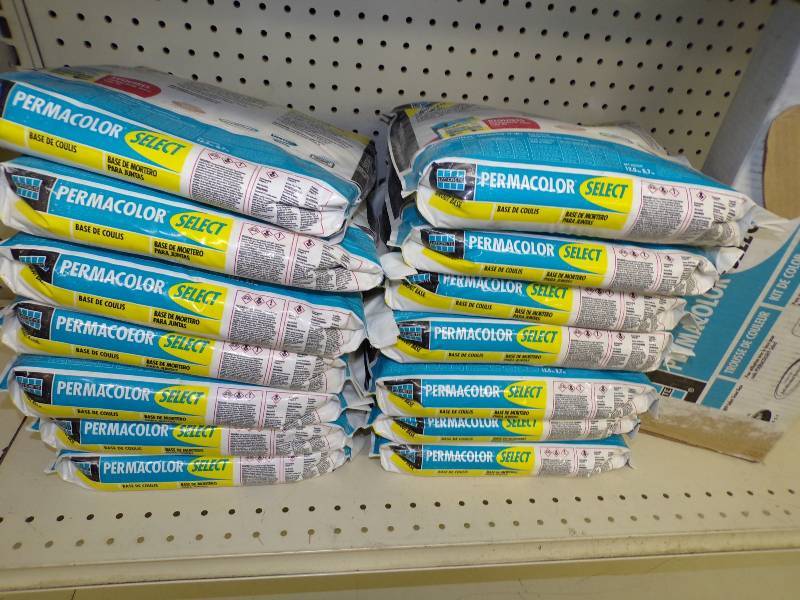 lot 24 image: 14 Bags of Permaselect Grout with colorant
