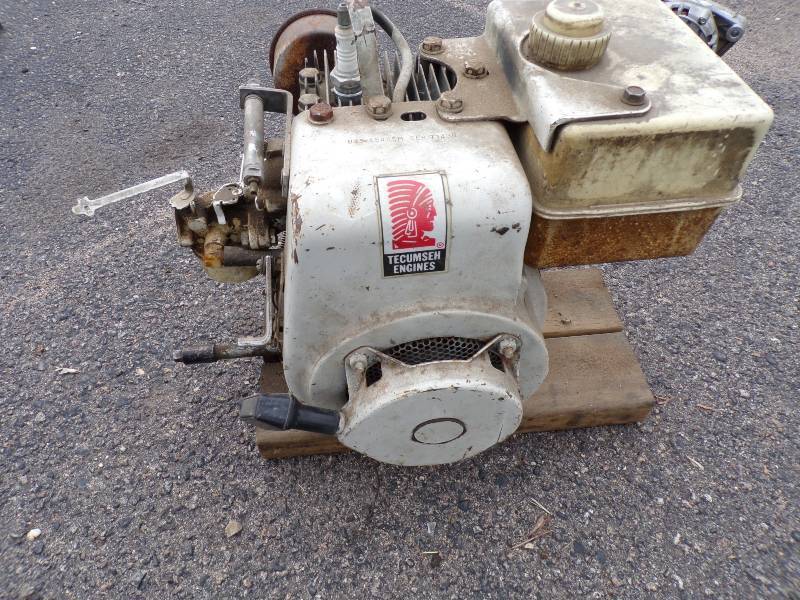 lot 37 image: Techumeth Gas Engine
