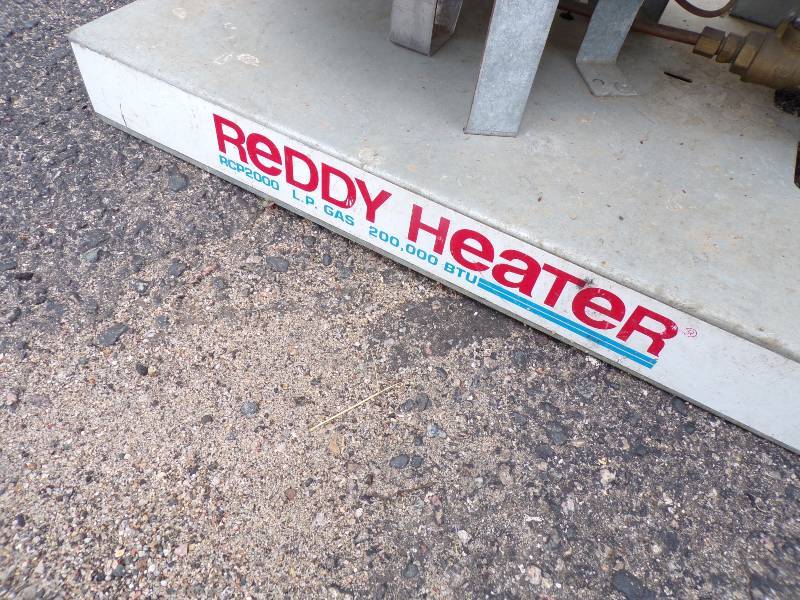 lot 38 image: 200,000 BTU Readdy Heater