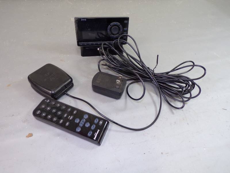 lot 47 image: Sirus XM Home internet radio kit