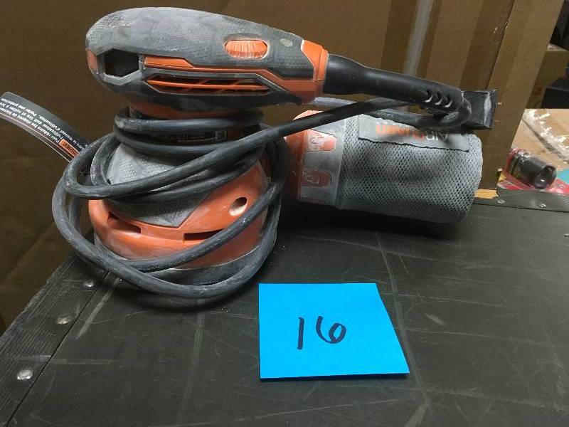 RIDGID 5 in. Random Orbital Sander  in good condition