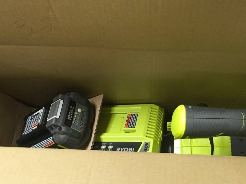 RYOBI 155 MPH 300 CFM 40-Volt Lithium-Ion Cordless Jet Fan Blower - 2.6 Ah Battery and Charger Included  in good condition