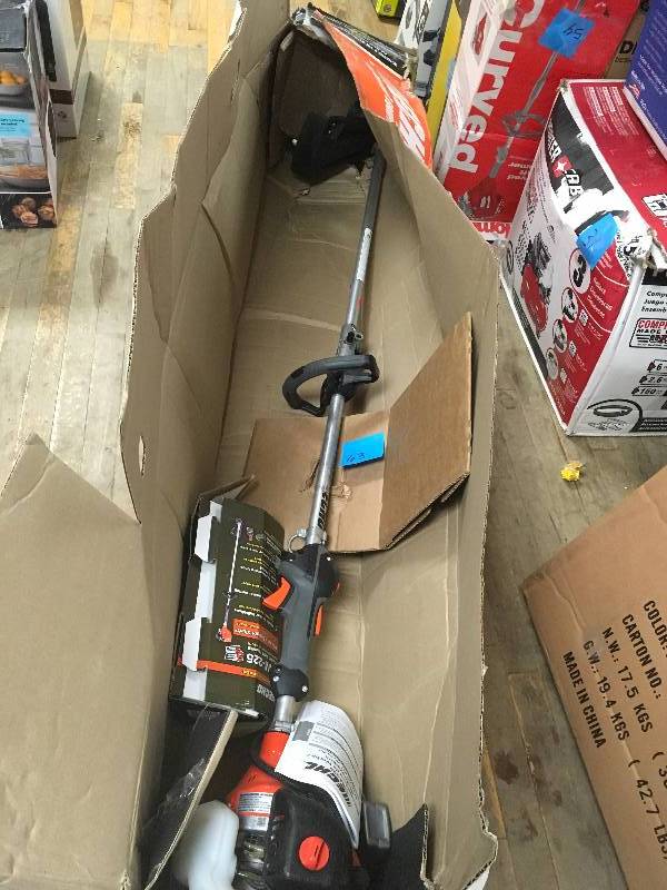ECHO 21.2 cc Gas 2-Stroke Cycle Straight Shaft Trimmer  in good condition
