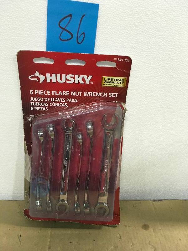 Husky SAE & MM Flare Nut Wrench Set (6-Piece)  in good condition