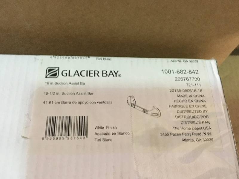 lot 20 image: Glacier Bay 16-12 in. x 1-14 in. Suction Assist Bar with Suction Indicators in White n good condition