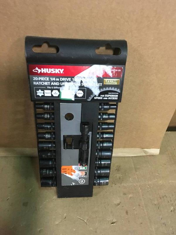 lot 46 image: Husky 14 in. Drive 100-Position Ratchet and Universal SAEMetric Socket Wrench Set (20-Piece) MISSING 1 PC