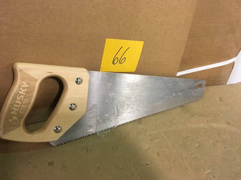 lot 66 image: Husky 688632 15 in. Wood-Handled Aggressive Tool B ...in good condition