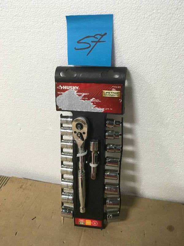 lot 57 image: Husky 38 in. Drive Ratchet and SAEMetric Standard Socket Set (18-Piece) in good condition