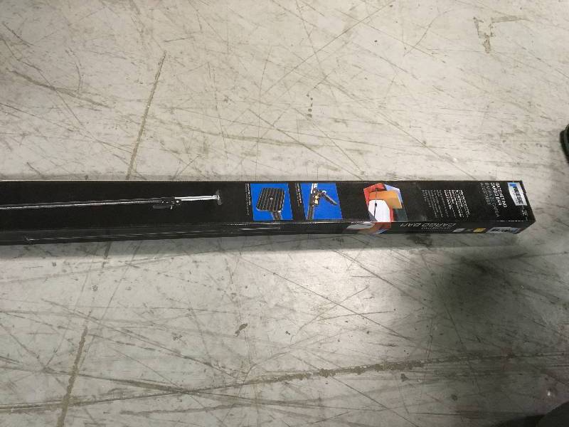 lot 86 image: Reese 3.3 ft. to 5.8 ft. Ratcheting Cargo Bar in good condition