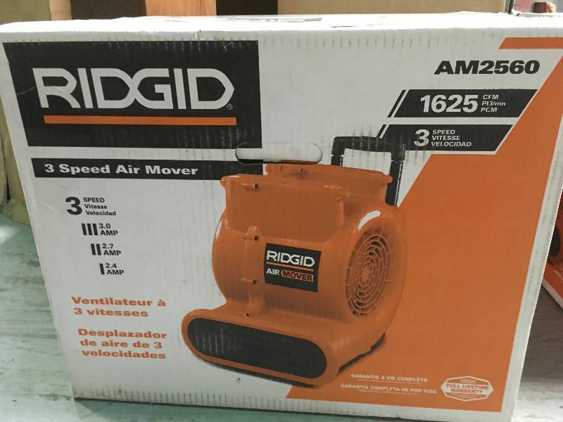 lot 11 image: RIDGID 1625 CFM Air Mover in good condition