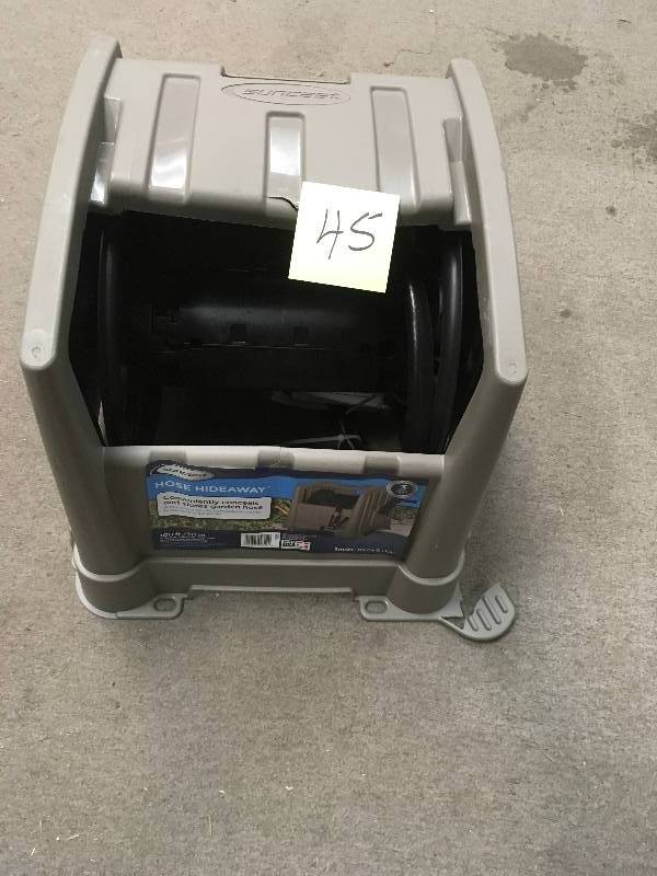 lot 45 image: Suncast PPJ100DT Hose Hideaway Hose Reel PLEASE SEE PHOTOS BROKEN DAMAGE