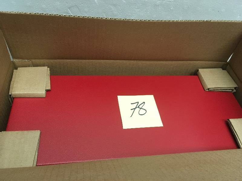 lot 78 image: URREA Heavy Duty Metal Tool Box - 17 in. X 7 12 in. X 7 in. in good condition
