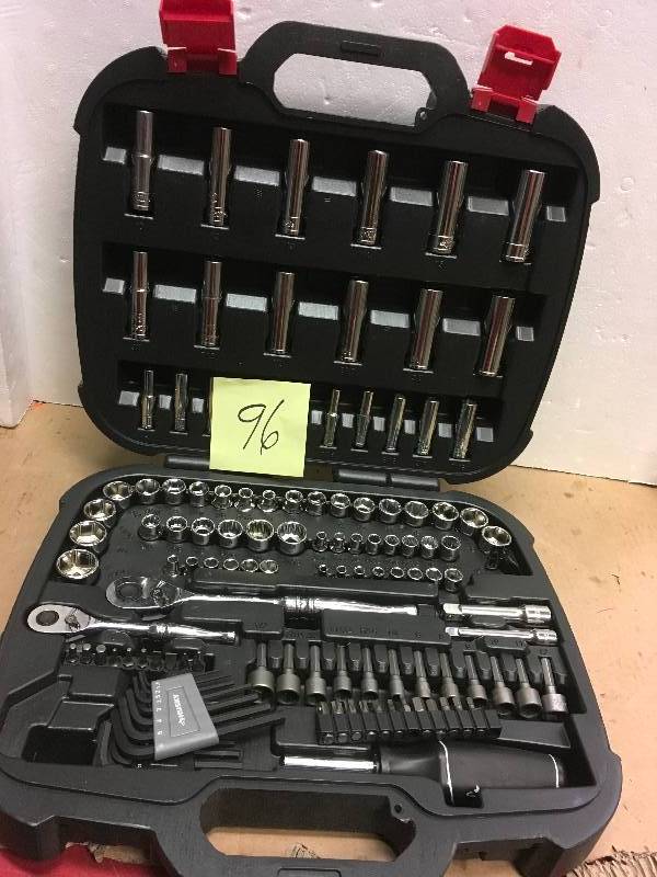 lot 96 image: Husky Mechanics Tool Set (111-Piece) in good condition