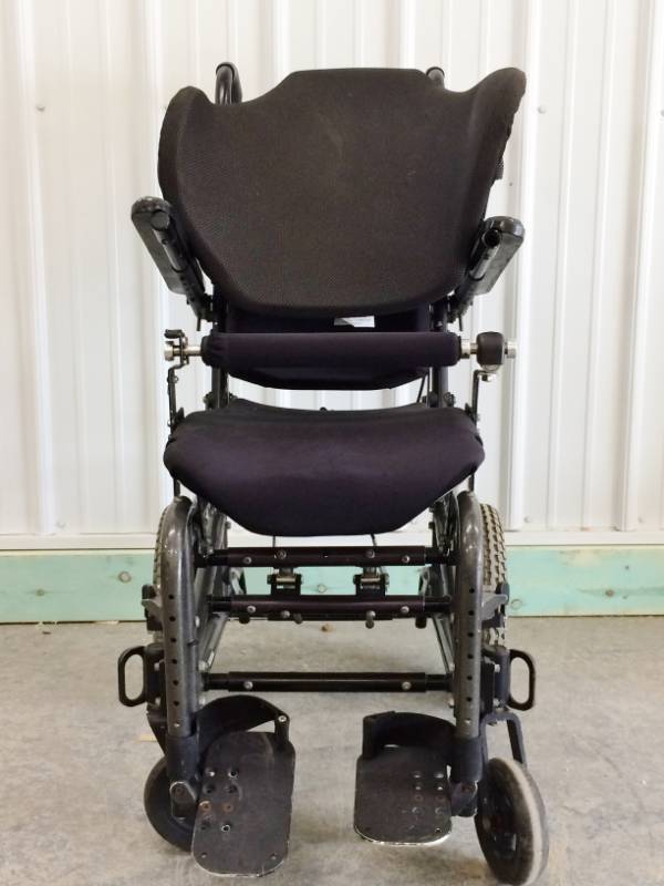 lot 6 image: Zippie Quickie Tilt in Space Wheelchair - Nice Condition But Needs New Arm Rests