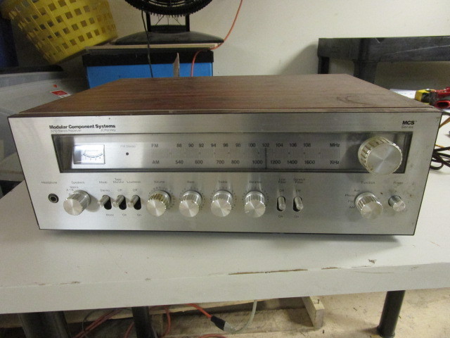 lot 219 image: JC PENNEY STEREO RECEIVER