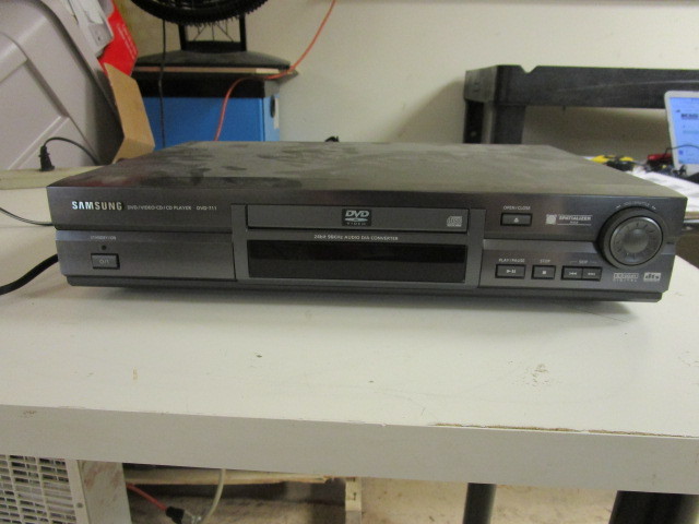 lot 223 image: SAMSUNG DVD PLAYER