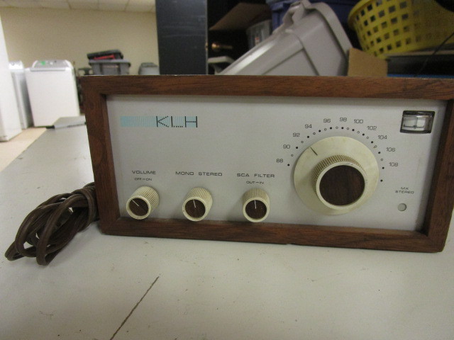 lot 243 image: KLH FM TUNER