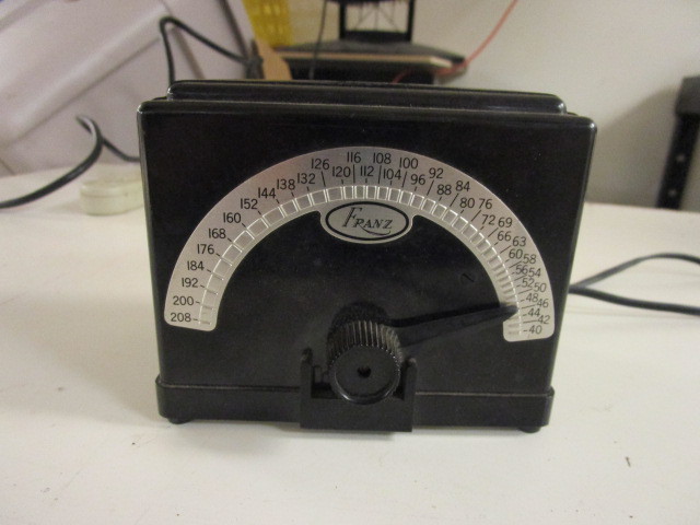lot 251 image: FRANZ ELECTRIC METRONOME