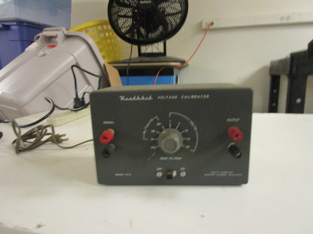 lot 252 image: HEATHKIT VOLTAGE CALIBRATOR