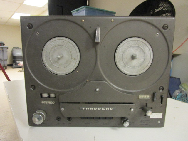 lot 262 image: TANDBERG FOUR TRACK REEL-TO-REEL DECK