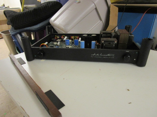 lot 271 image: AUDIO INNOVATIONS AMPLIFIER