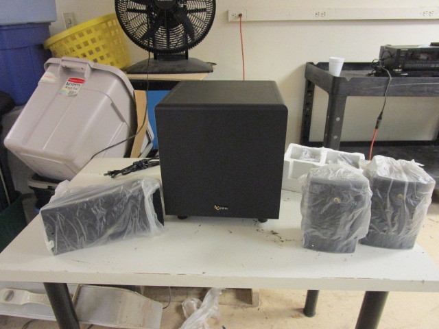 lot 285 image: INFINITY FOUR PIECE SURROUND SOUND SYSTEM