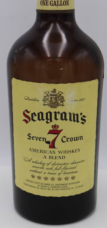 lot 20 image: Vintage Seagrams 7 Whiskey Bottle & Pump & whiskey glasses