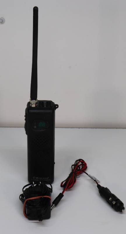 lot 23 image: Midland 40 channel CB Radio
