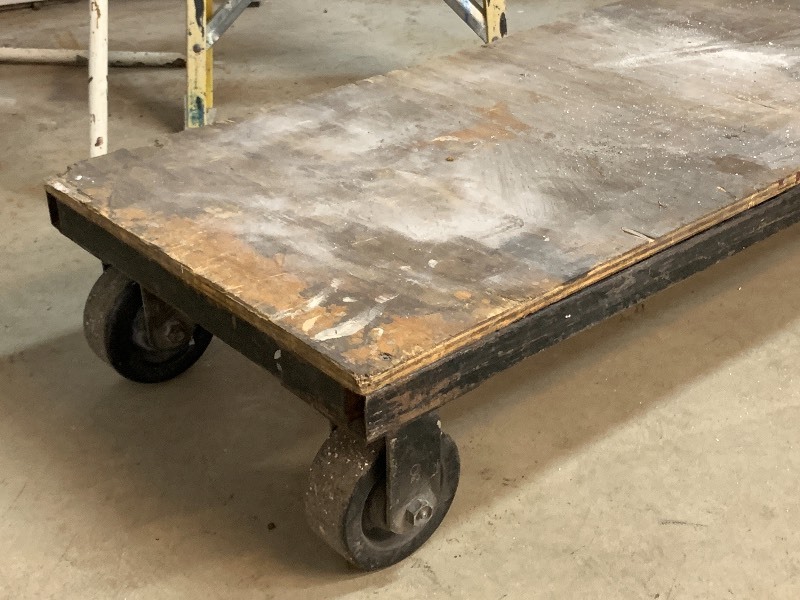 lot 23 image: Floor Cart, Step Ladder & Step Stool