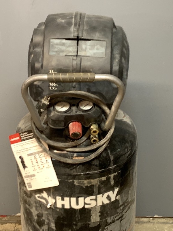lot 8 image: Husky 33-Gallon Air Compressor