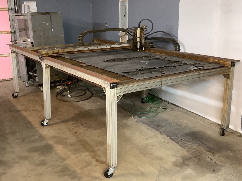 lot 1 image: TorchMate-III Industrial CNC Plasma Cutting System