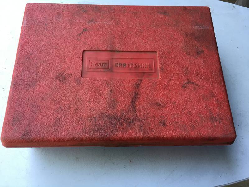 lot 33 image: Sears Craftsman Air Wrench - Deep Socket