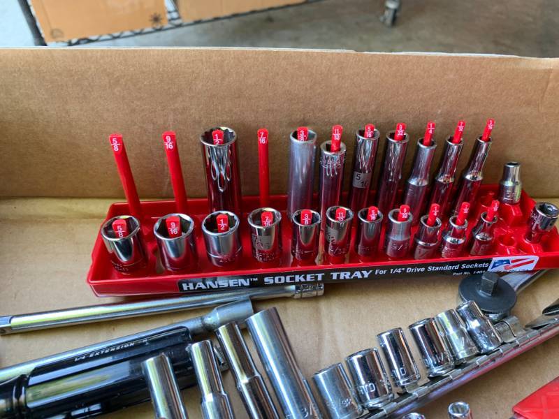 lot 40 image: 14 Socket Set wextensions