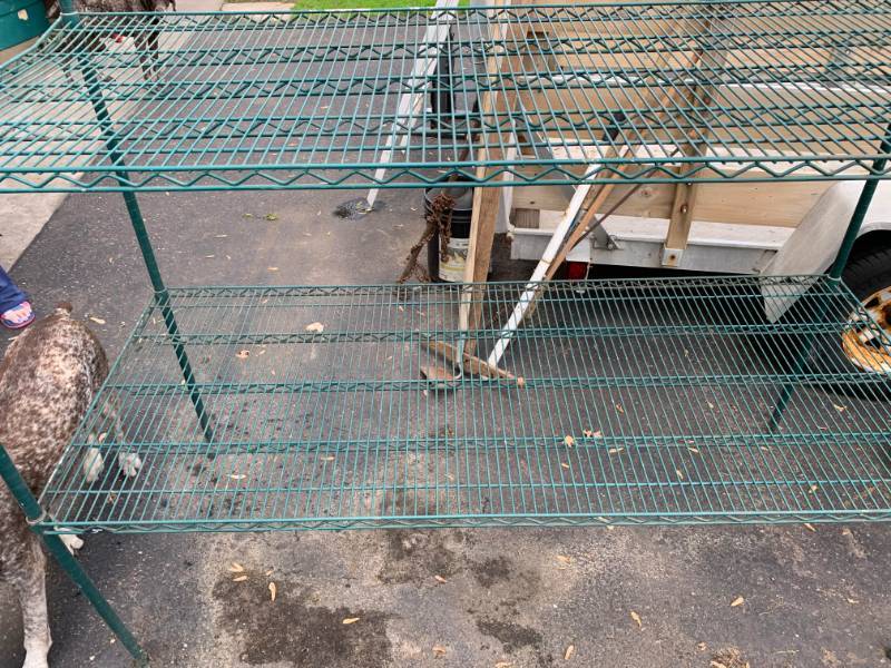 lot 197 image: Large Metal Rack - Green