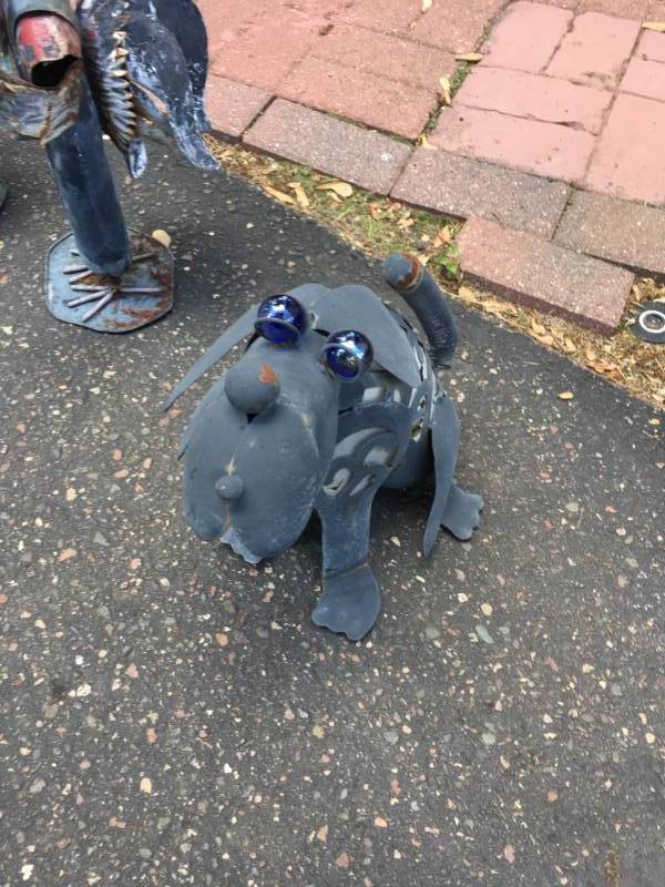 lot 223 image: (1) Dog & (2) Chicken Lawn Ornaments