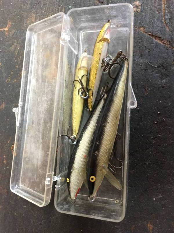 lot 233 image: 5 Spoon Fishing Tackle & (4) Rapalas