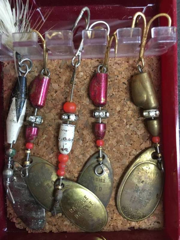 lot 244 image: Fishing Lures  Spinners - Razzle Dazzle