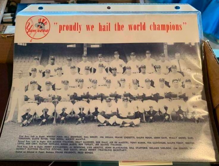 lot 286 image: 1962 New York Yankees Yearbook